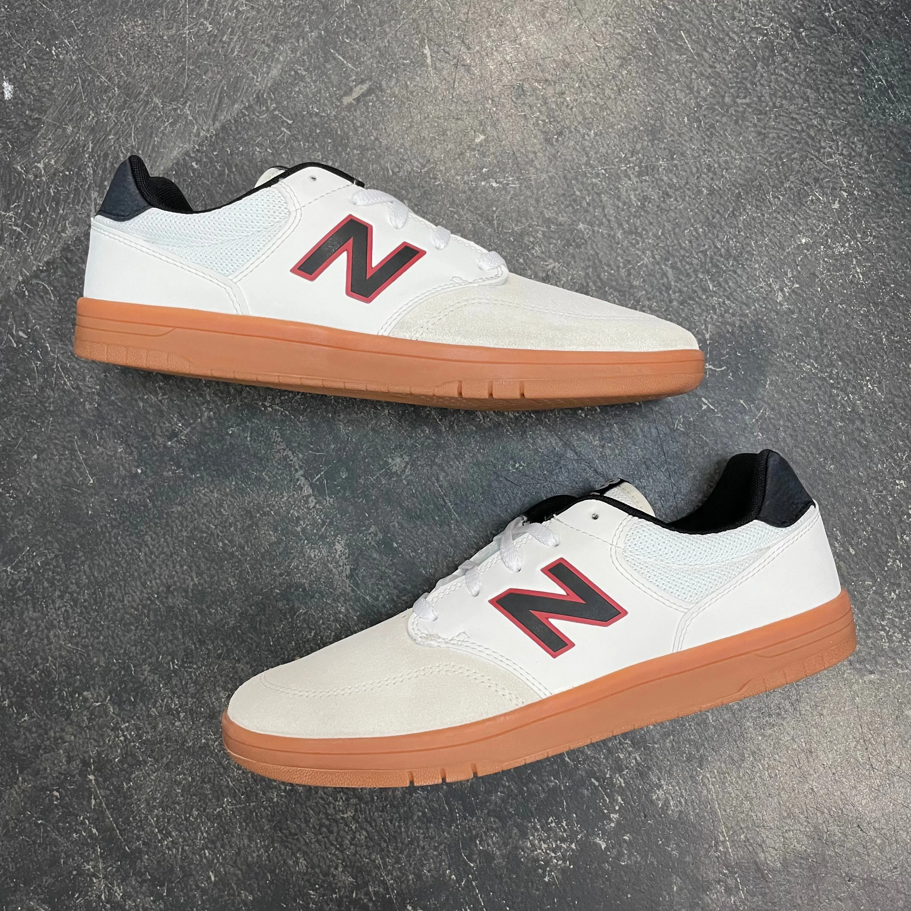 New Balance Numeric 425 White/Black/Gum